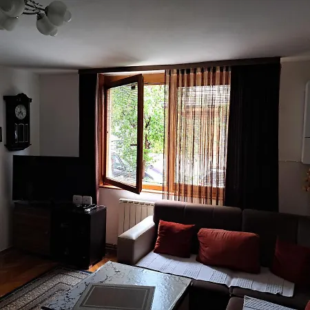 Bistrik/stan Na Dan Apartment *
